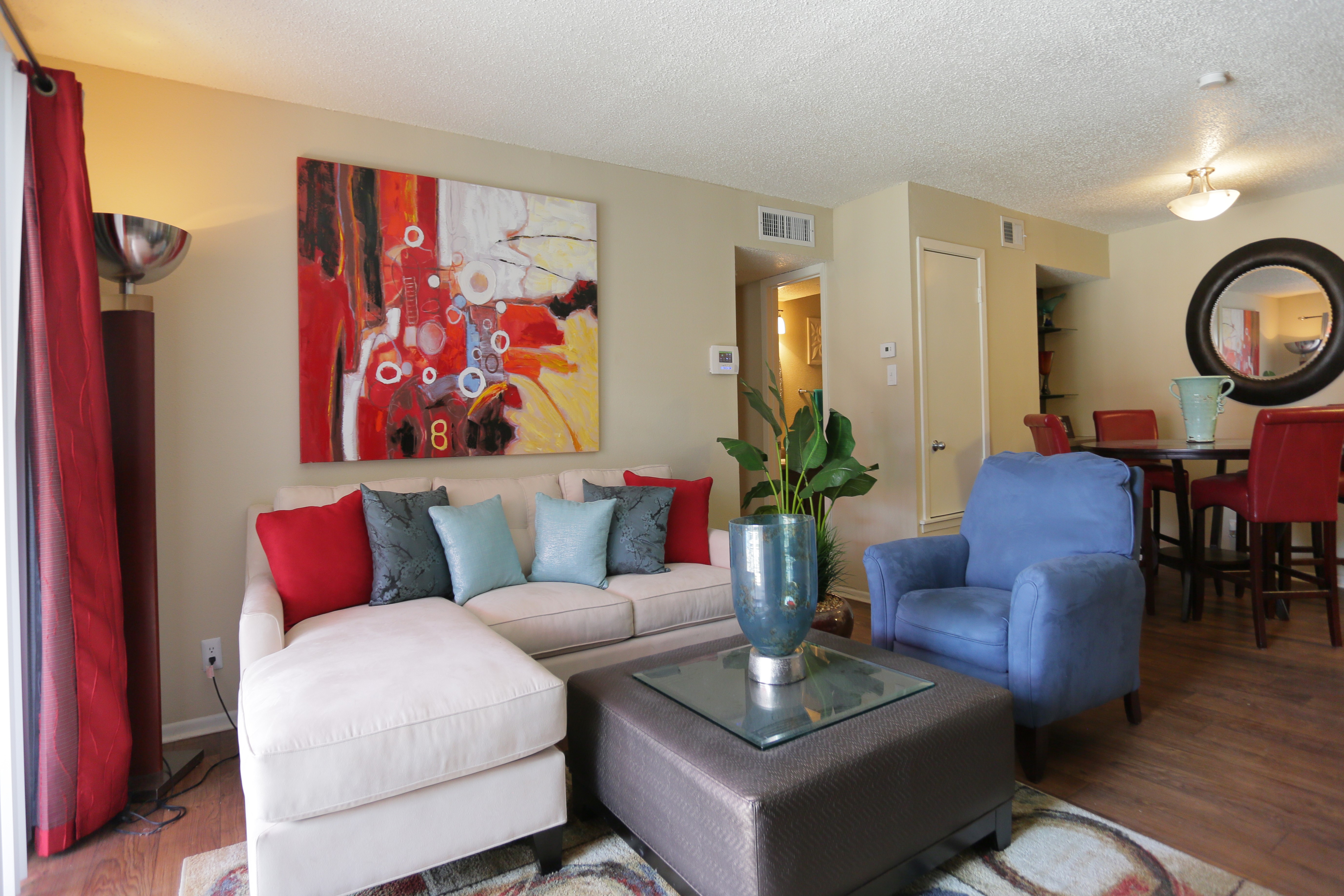 Diamond Ridge Apartments reviews | 5235 Glen Ridge Dr - San Antonio TX
