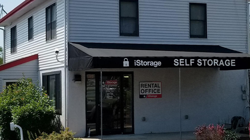 iStorage Self Storage reviews | 1050 Ridge Road - Claymont DE