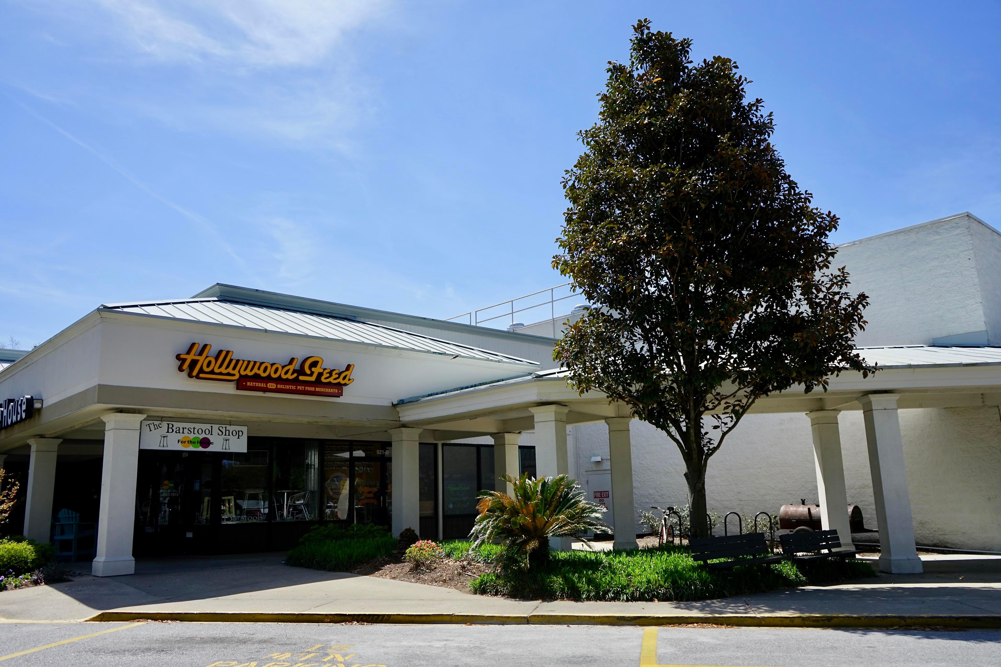 Hollywood Feed reviews | 921 Houston Northcutt Blvd - Mount Pleasant SC