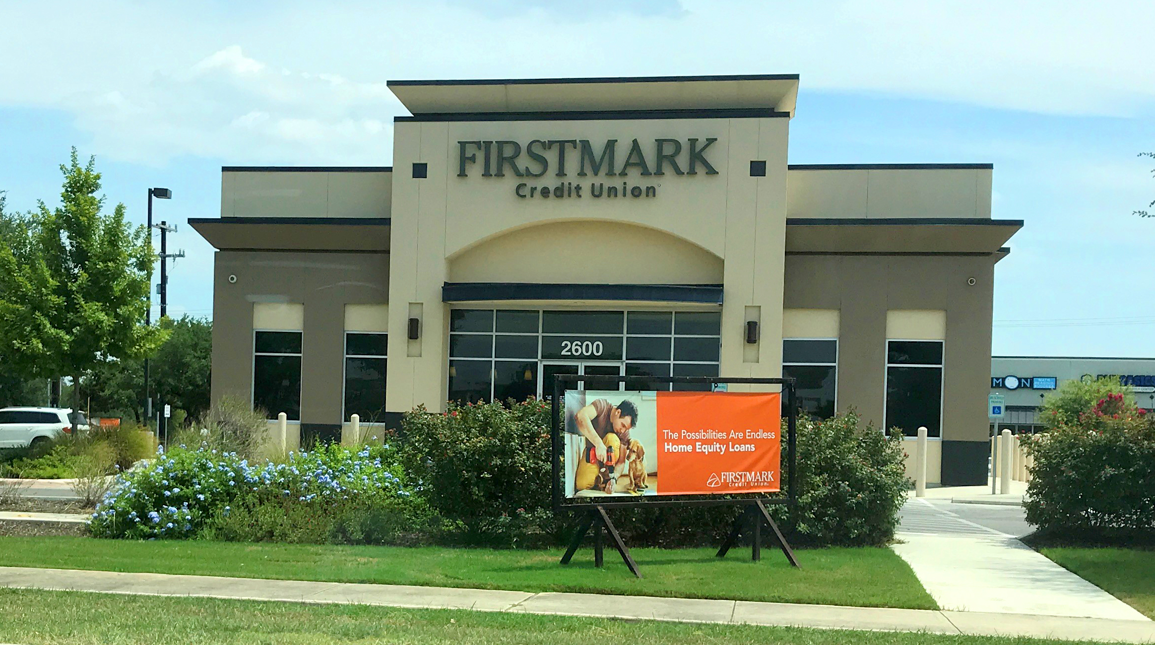Firstmark Credit Union reviews | 2600 N Loop 1604 W - San Antonio TX