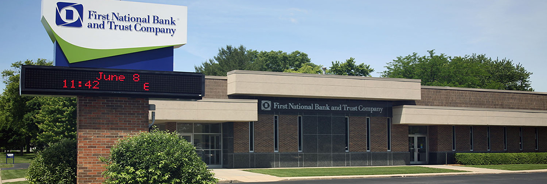 First National Bank and Trust reviews | 105 WI-67 - Walworth WI
